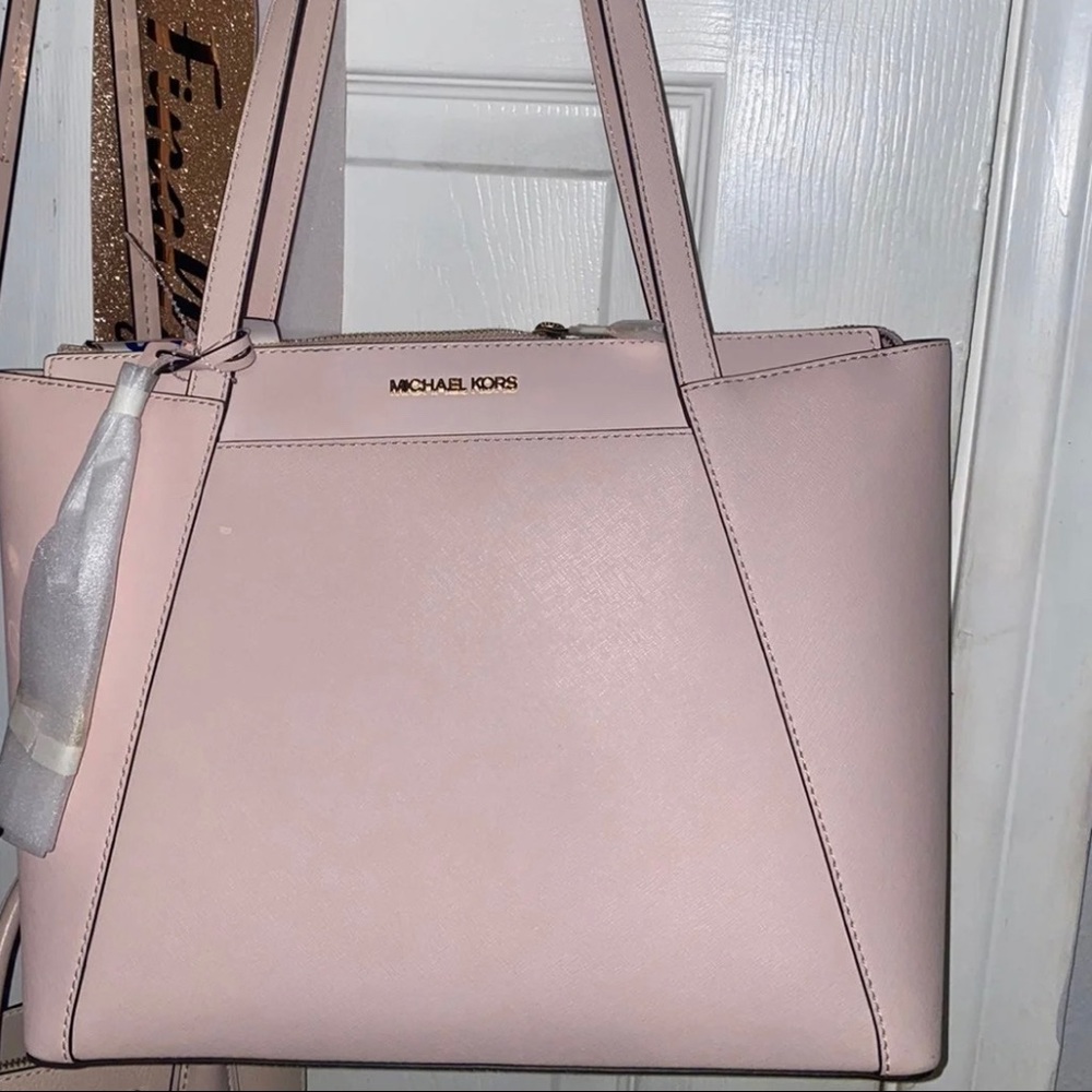 NWT!Michael Kors Tote